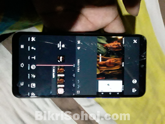 Vivo 93 6GB RAM and 128GB internal